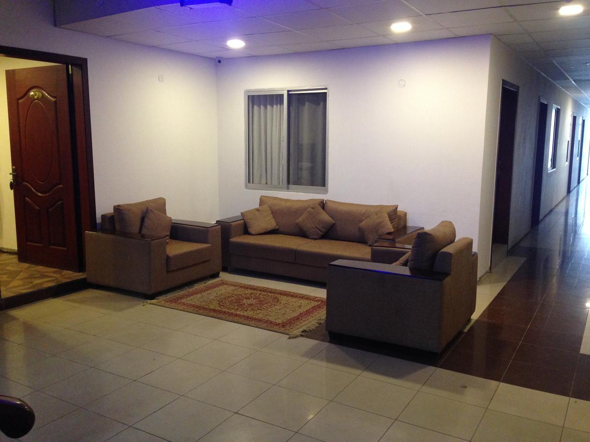 The Smart Hotel Murree Extérieur photo