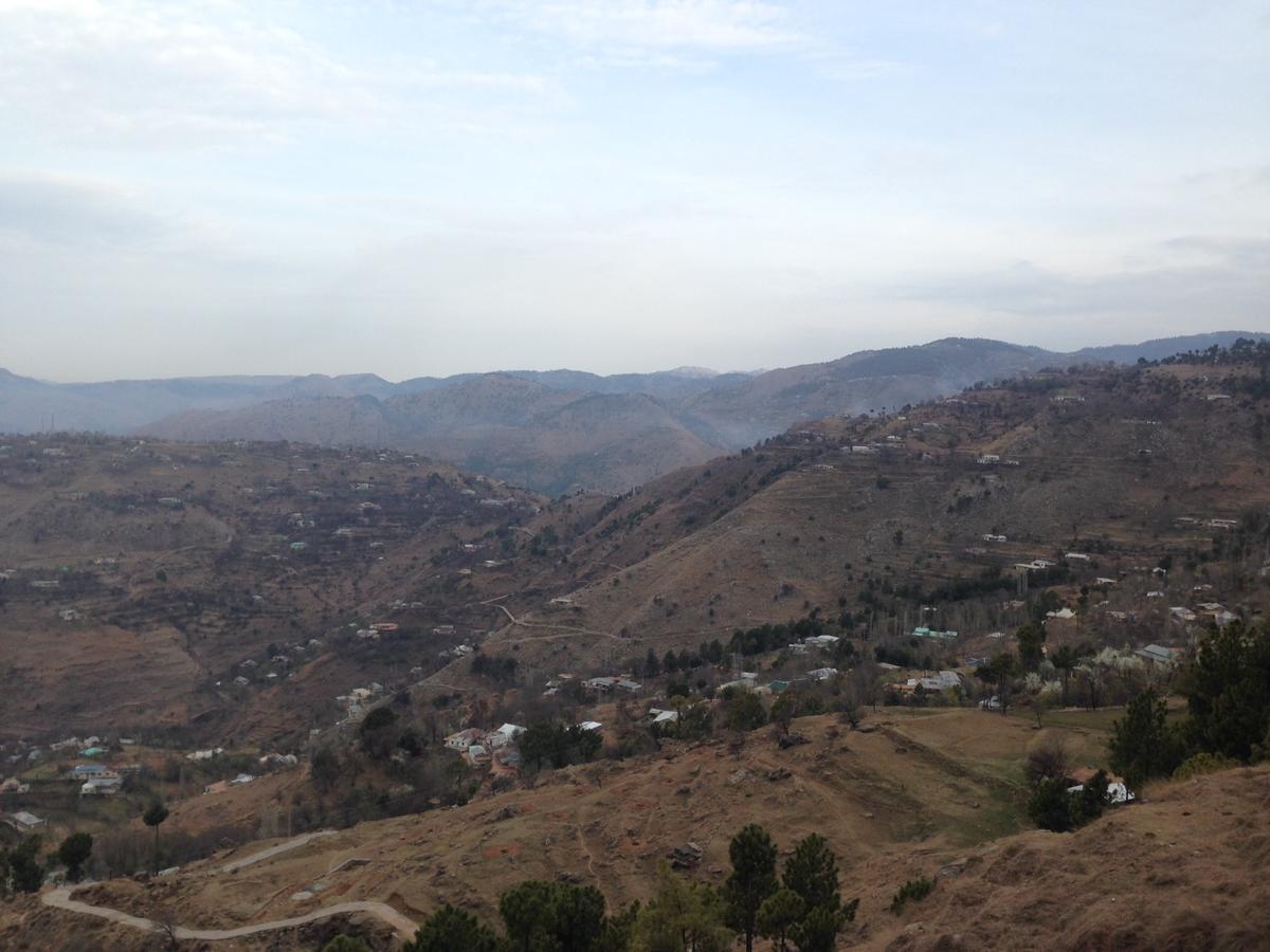 The Smart Hotel Murree Extérieur photo