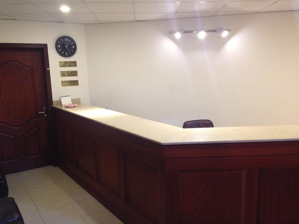 The Smart Hotel Murree Extérieur photo