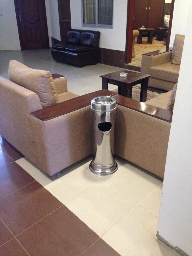 The Smart Hotel Murree Extérieur photo