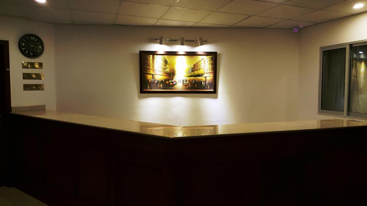 The Smart Hotel Murree Extérieur photo